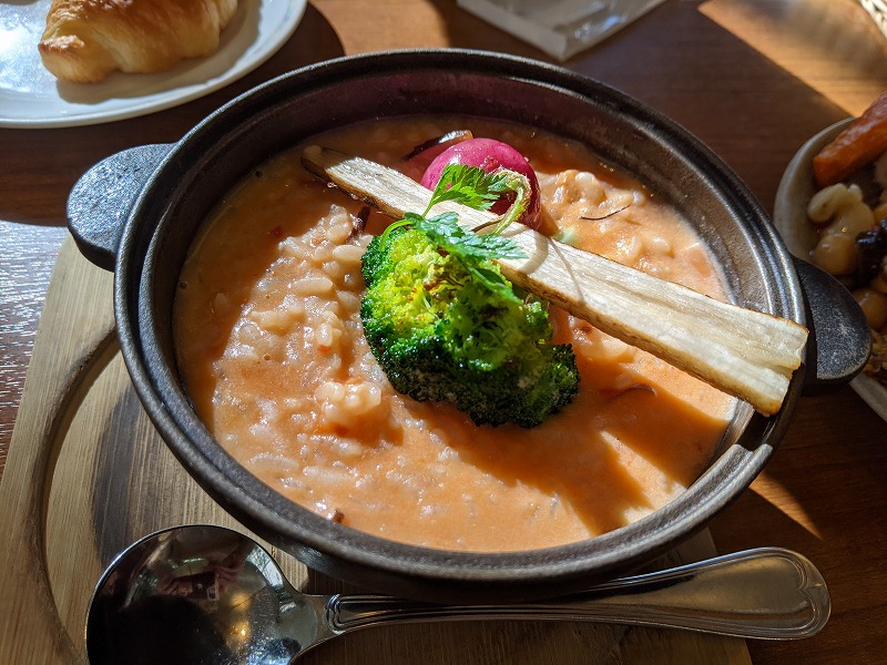 ホテルマイステイズプレミア札幌パーク・Farm to Table TERRAの朝食リゾット